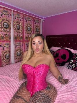 Upscale Tiffany Lynn