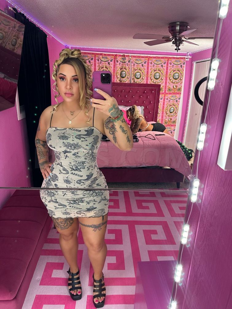 Upscale Tiffany Lynn