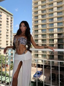 TS Nicole Cambell