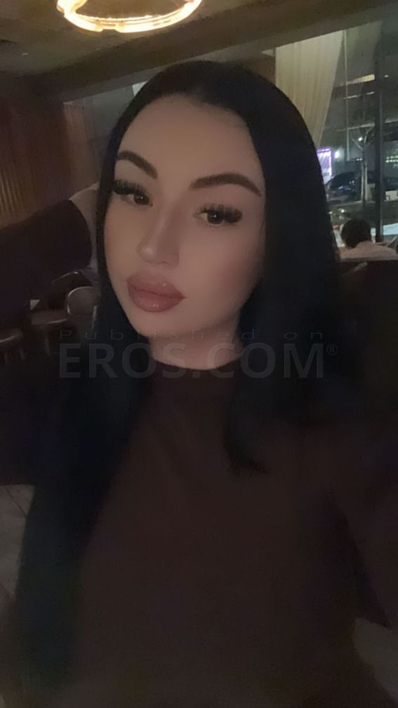 Erica Evans — photo 6