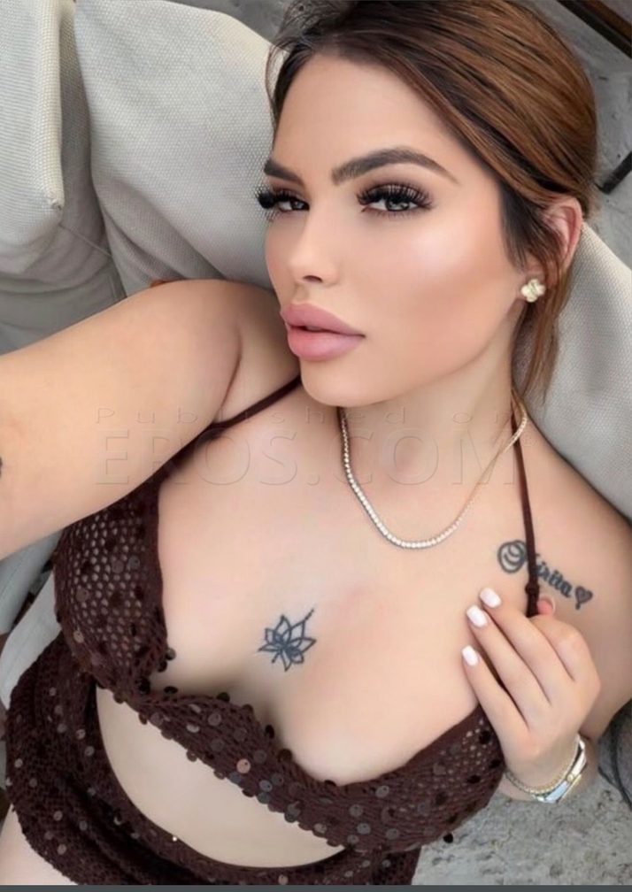 Jade — photo 1