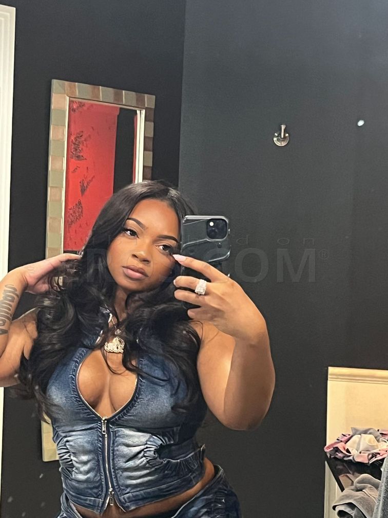VIP Mya