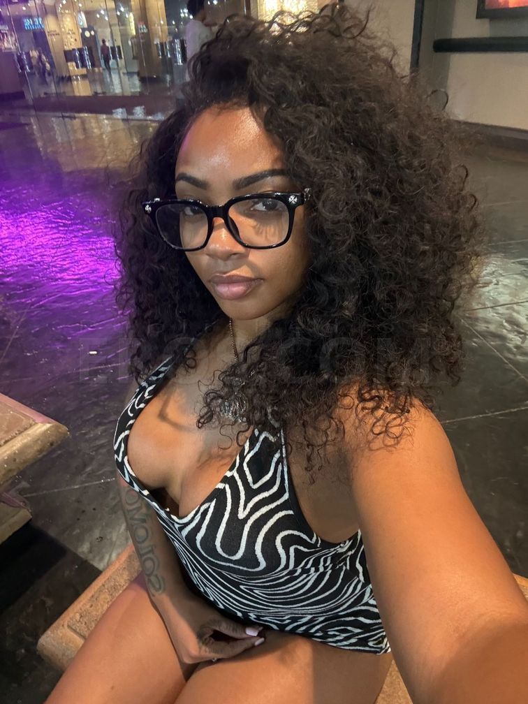 VIP Mya