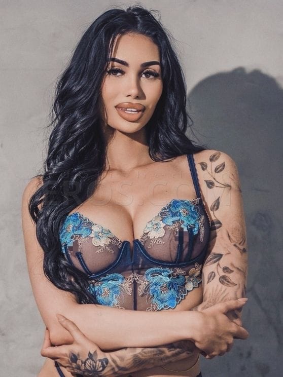 ARIANA STARR