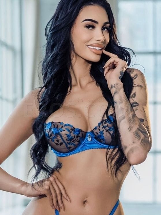 ARIANA STARR