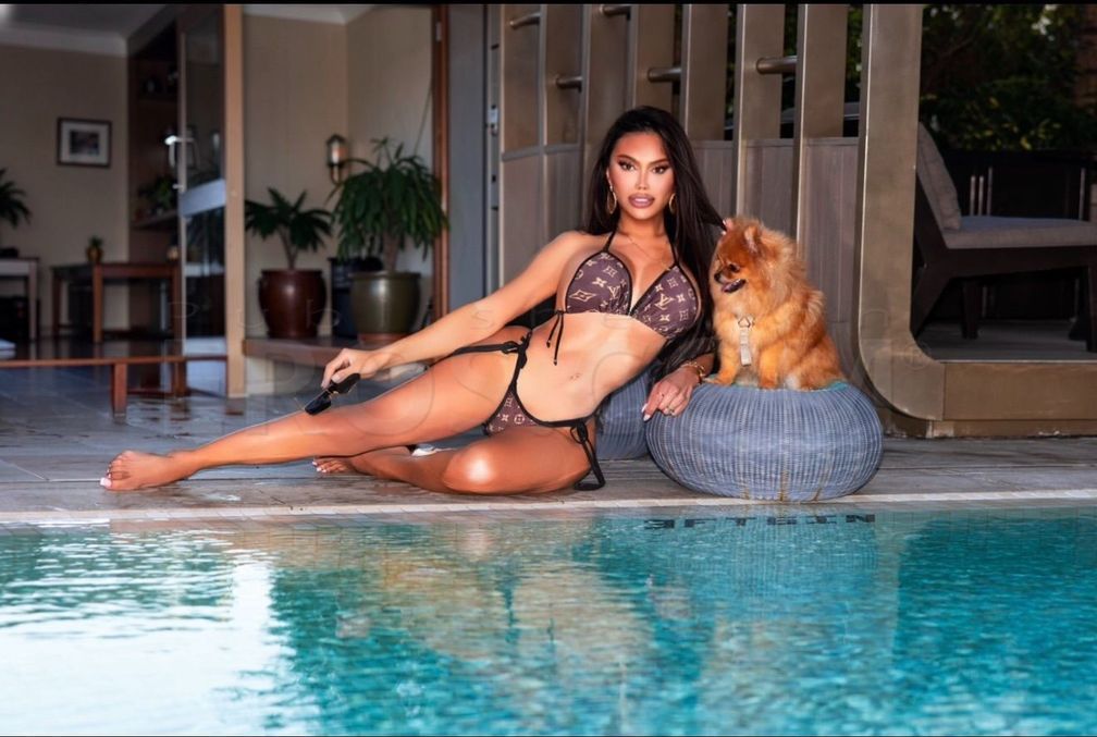 EXOTIC RACHELL