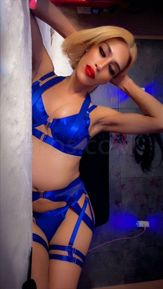 VALERIE — photo 16
