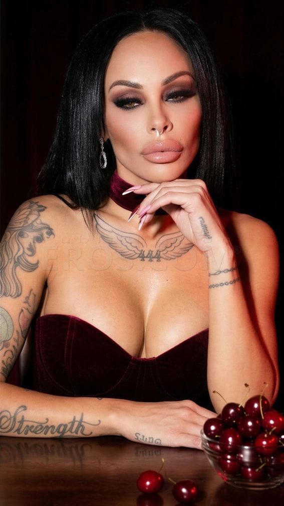 Nikki D. — photo 4