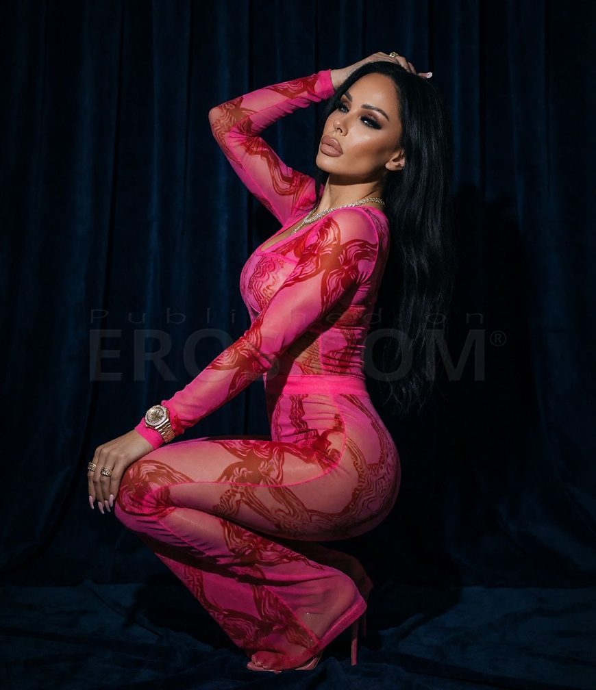 Nikki D. — photo 3