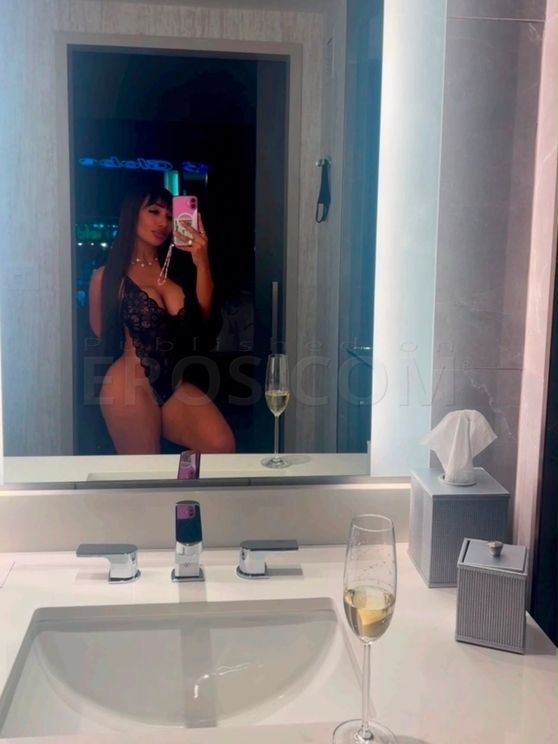 Mia