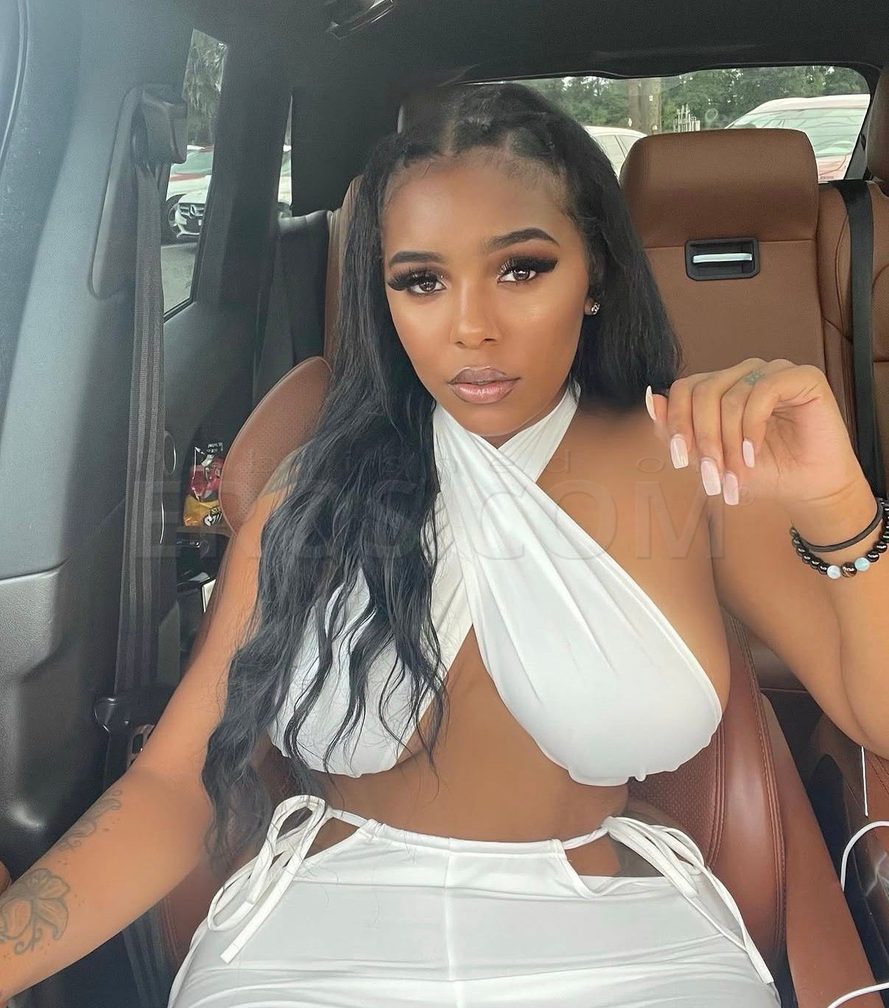 Dominican goddess — photo 8