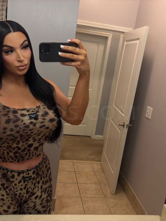 TS CHASITY BANKS