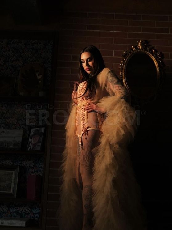 Tania Tonsorial