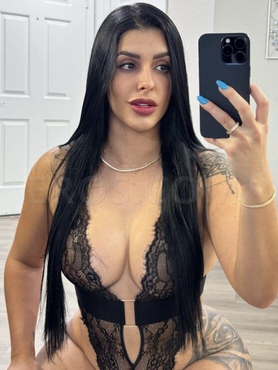 GINA Foxx
