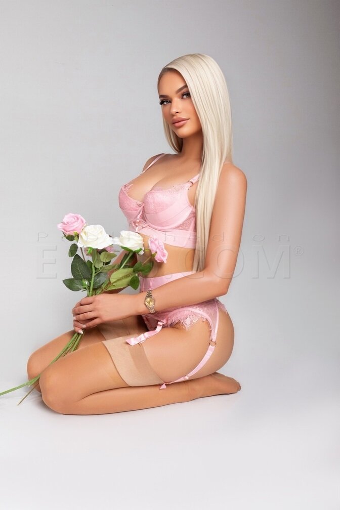 Riley — photo 2