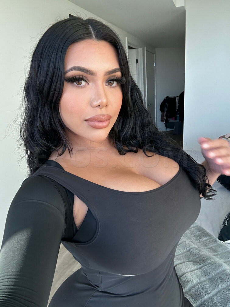 Alana Aubrey Amor — photo 8