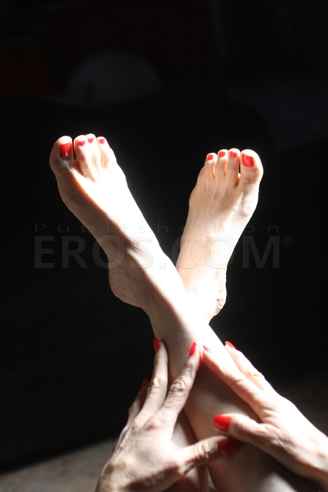 Lila Friend — photo 3