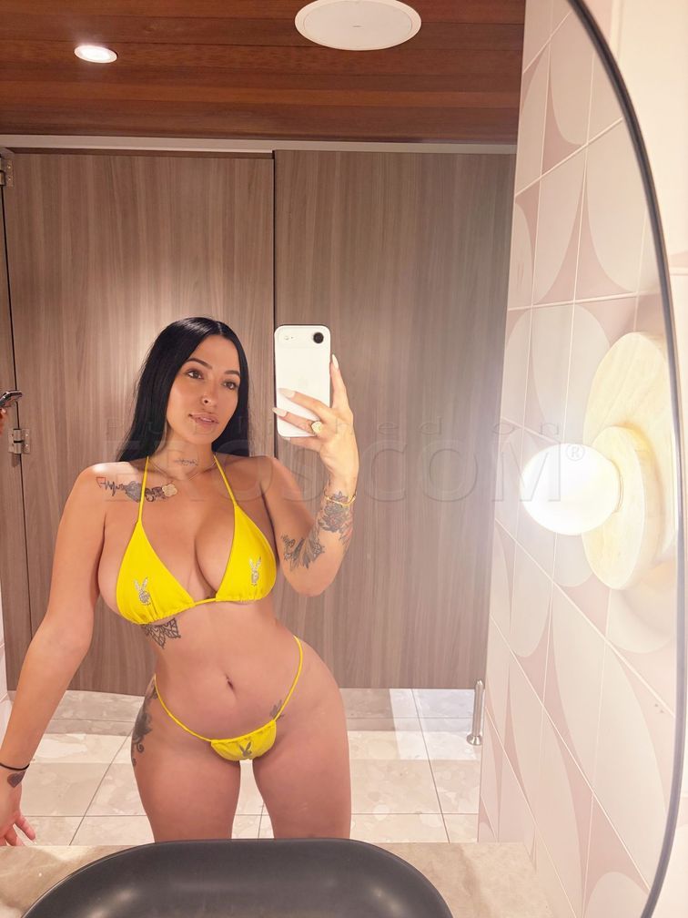 Mia — photo 4