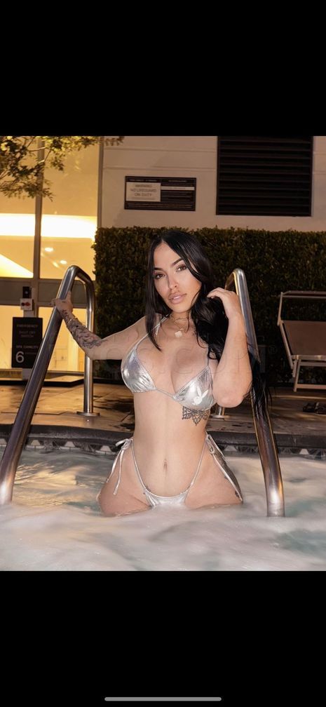Mia — photo 1