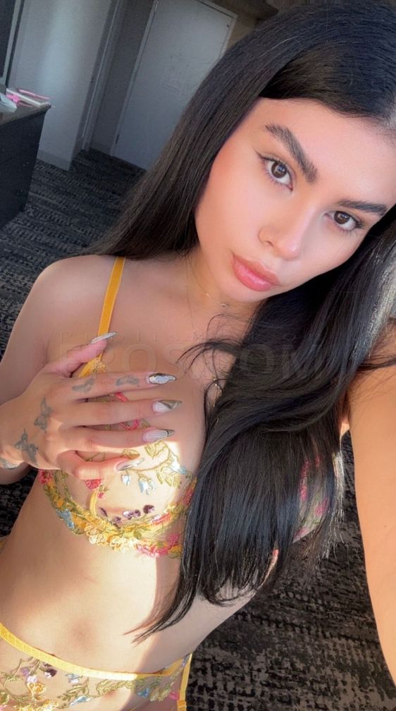 Isabella visiting Las Vegas