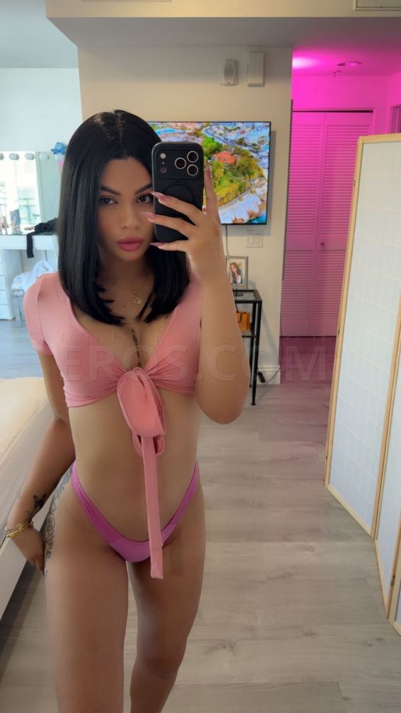 Isabella visiting Las Vegas