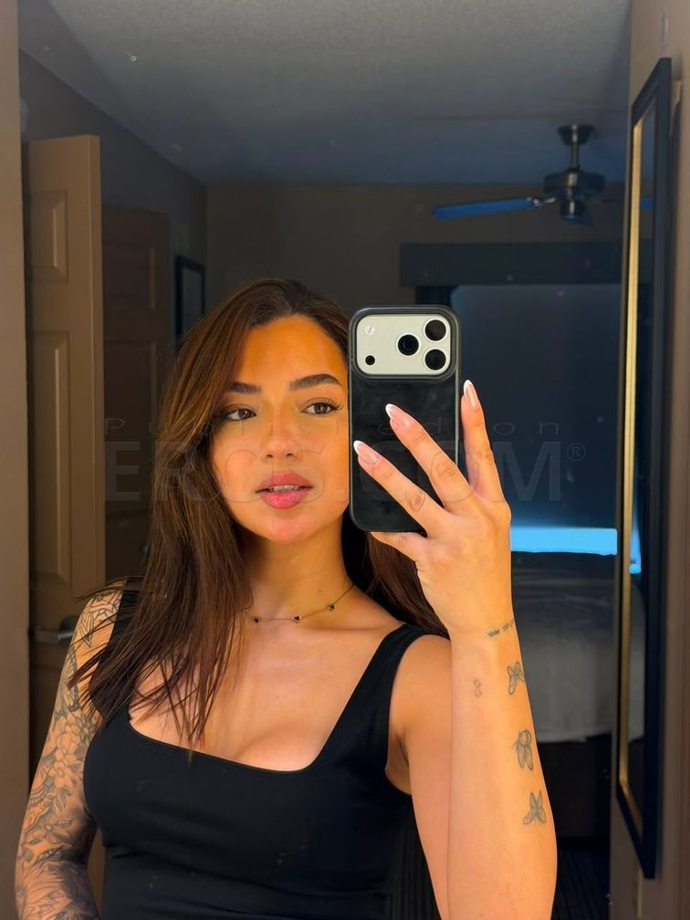 JADE IN CLEVELADN — photo 4