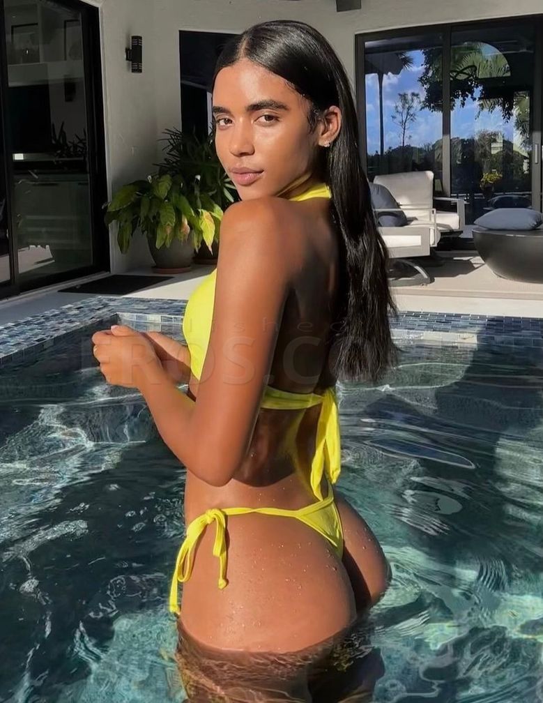 Alessia — photo 1